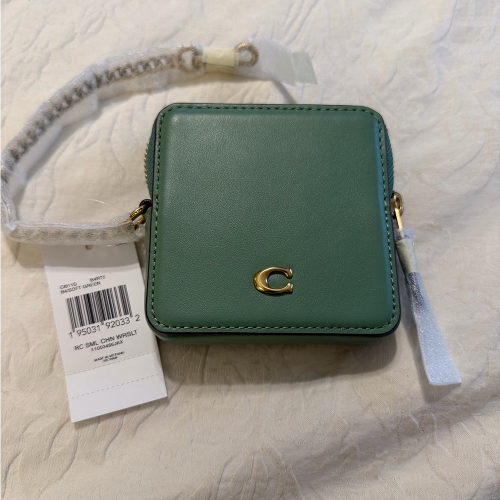 Coach NTW  Green Wristlet with Gold Accent